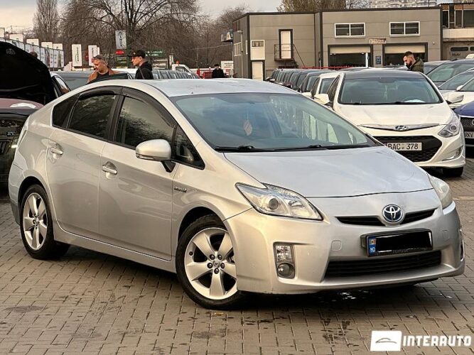Toyota Prius 31 interauto-car
