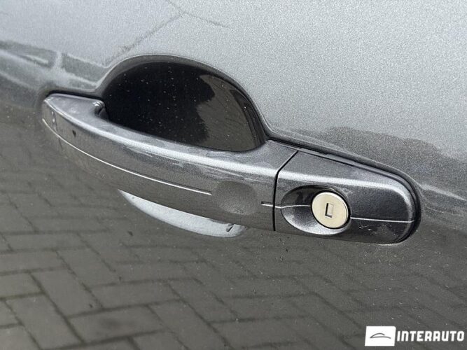 Ford Focus 48 interauto-car