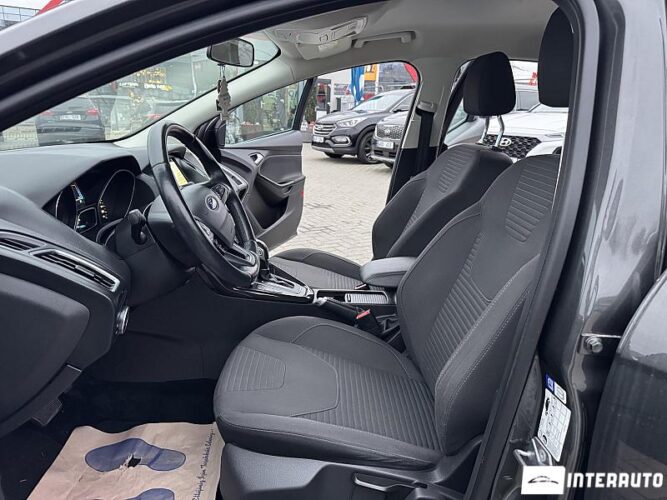 Ford Focus 36 interauto-car