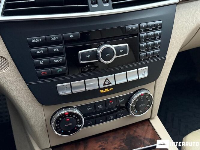 Mercedes C 250 41 interauto-car