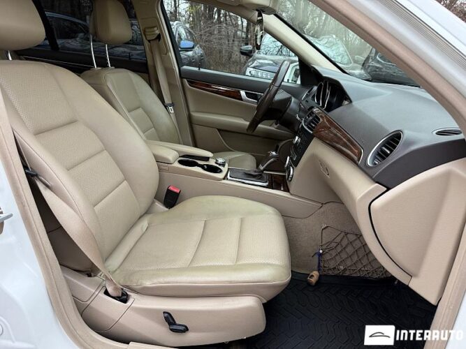 Mercedes C 250 43 interauto-car