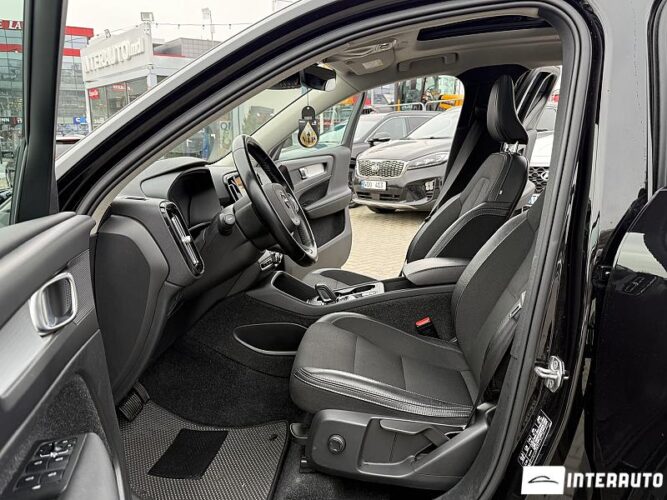 Volvo XC 40 38 interauto-car