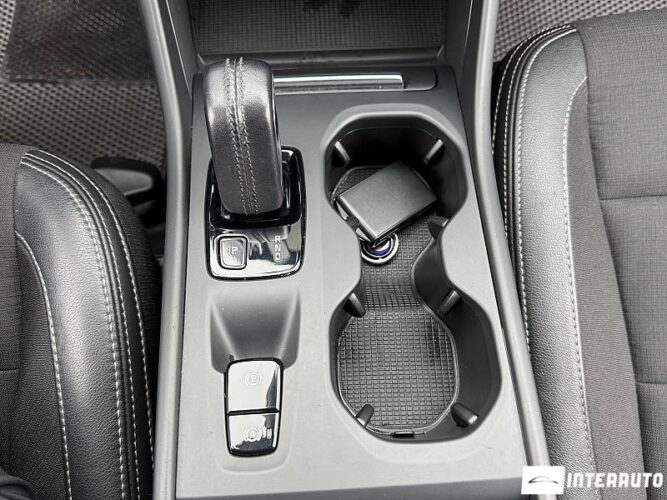 Volvo XC 40 45 interauto-car