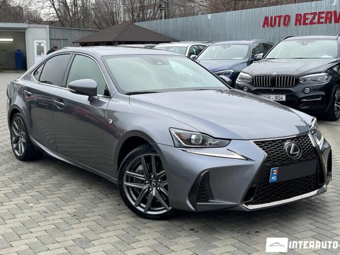 Lexus IS 300 34 interauto-car