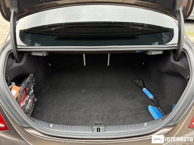 Mercedes C 180 49 interauto-car