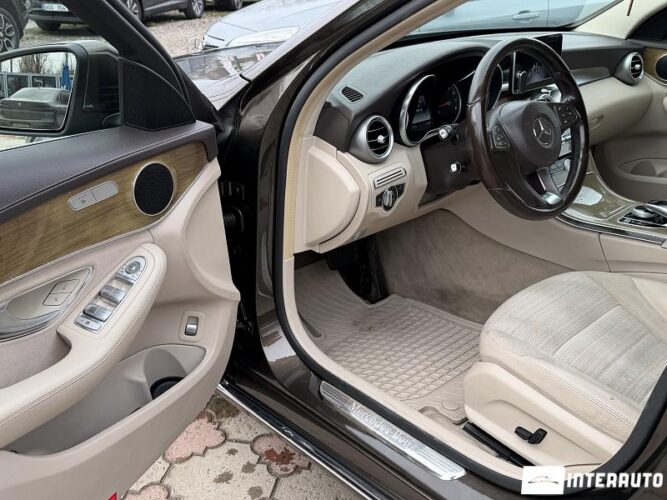Mercedes C 180 35 interauto-car