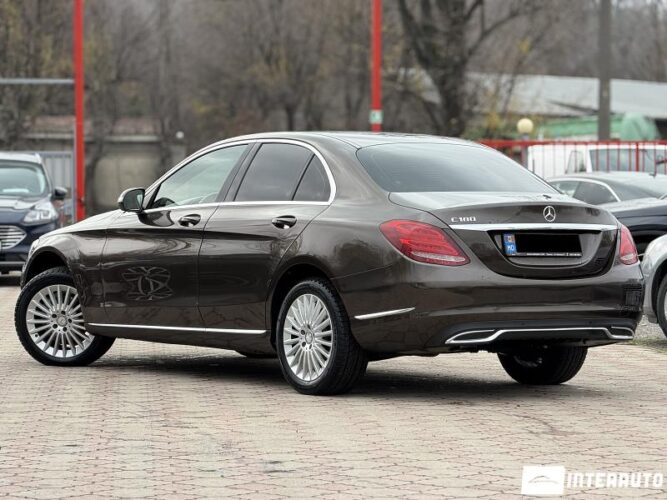 Mercedes C 180 33 interauto-car