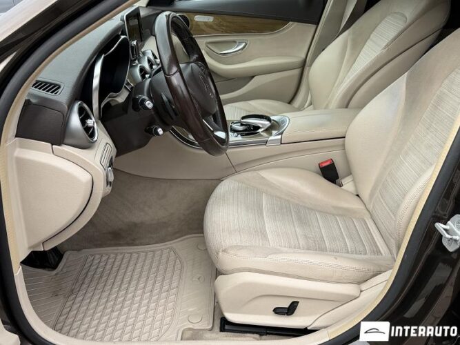 Mercedes C 180 37 interauto-car