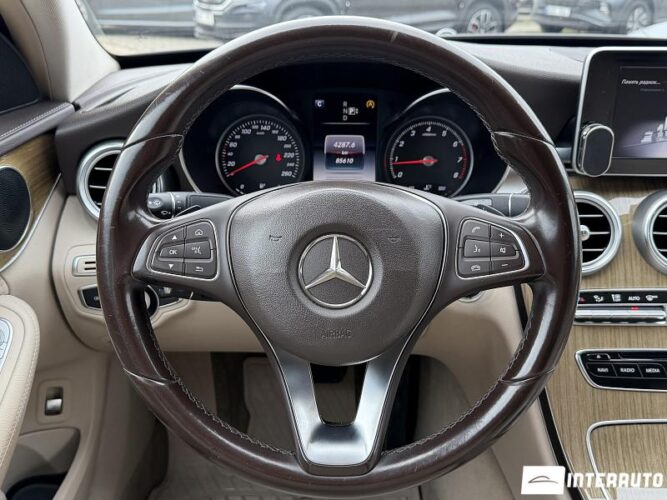 Mercedes C 180 39 interauto-car