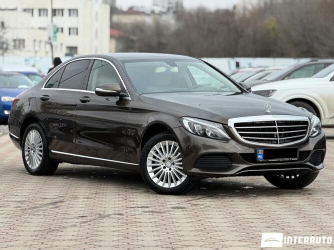Mercedes C 180 34 interauto-car