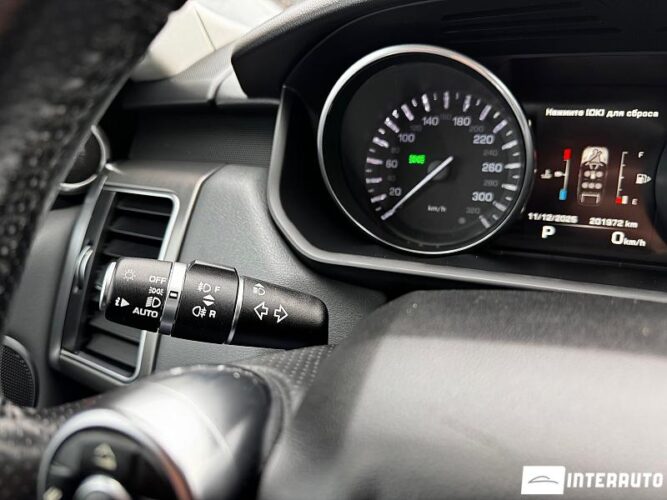 Land Rover Range Rover Sport 42 interauto-car