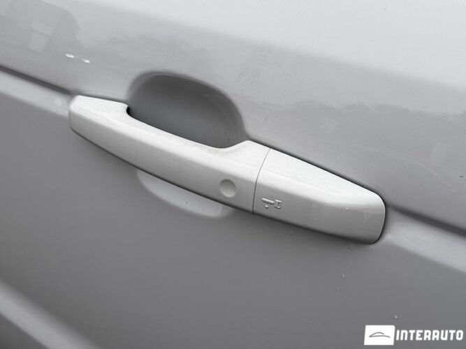 Land Rover Range Rover Sport 49 interauto-car