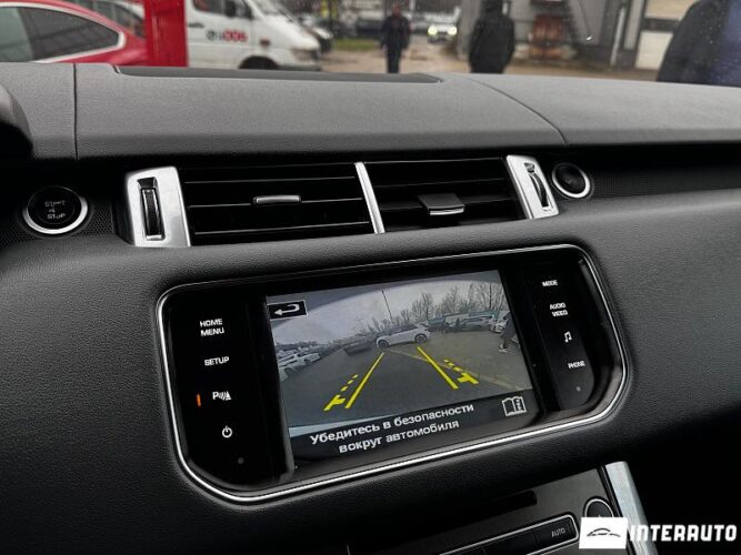 Land Rover Range Rover Sport 40 interauto-car