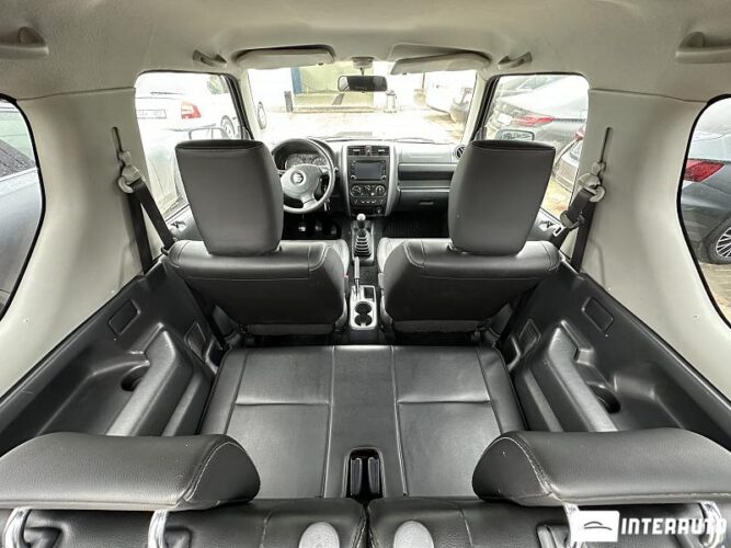 Suzuki Jimny 38 interauto-car