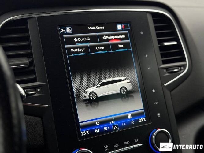 Renault Megane 38 interauto-car