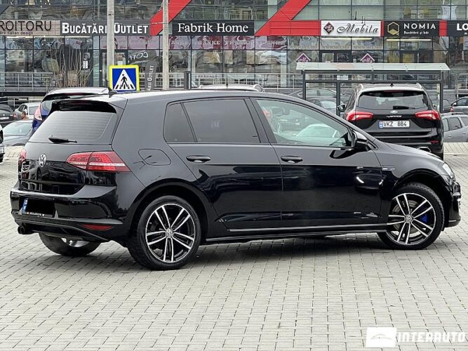 Volkswagen Golf GTE 32 interauto-car