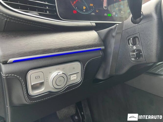 Mercedes GLE Coupe 350e 51 mercedes GLE Coupe 350e 2021
