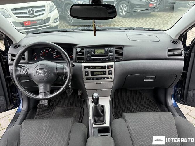 Toyota Corolla 34 interauto-car