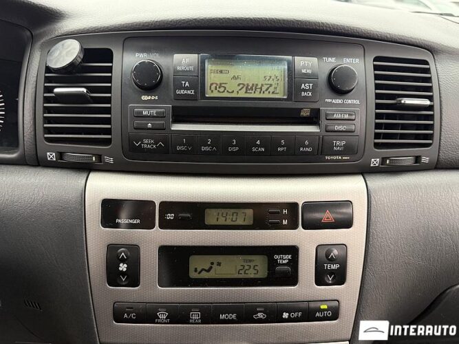 Toyota Corolla 37 interauto-car