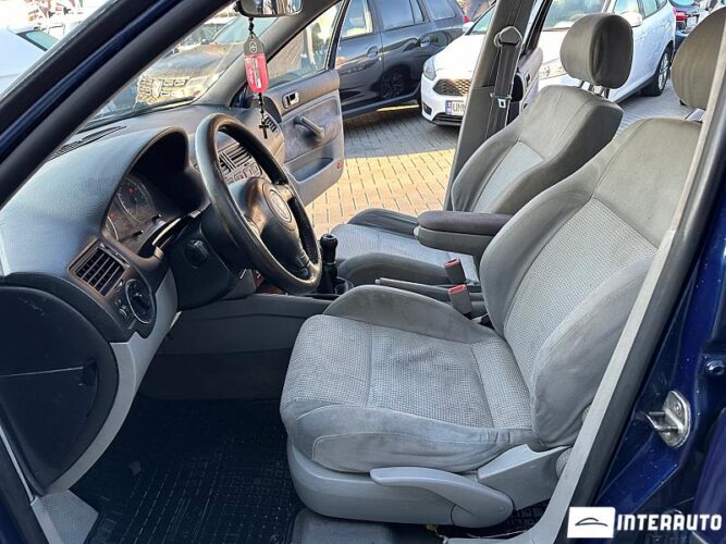 Volkswagen Bora 33 interauto-car