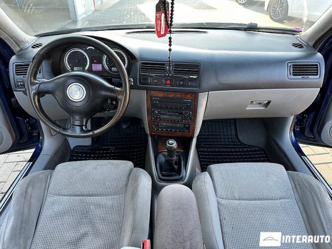 Volkswagen Bora 35 interauto-car