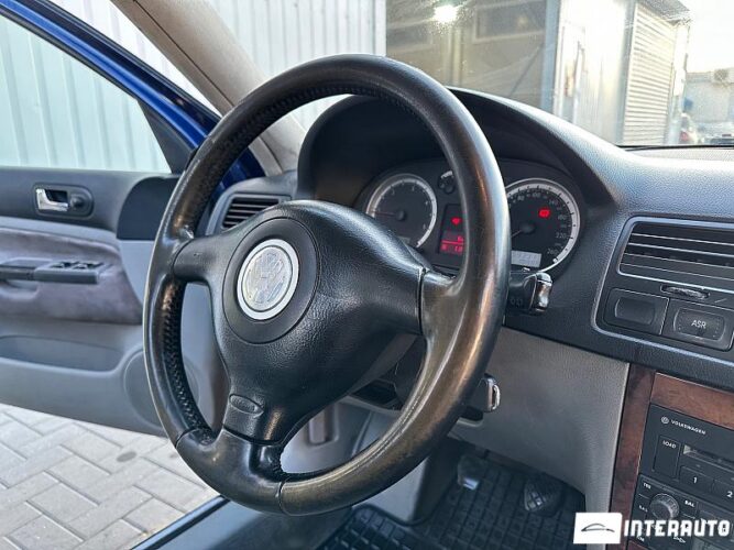 Volkswagen Bora 36 interauto-car