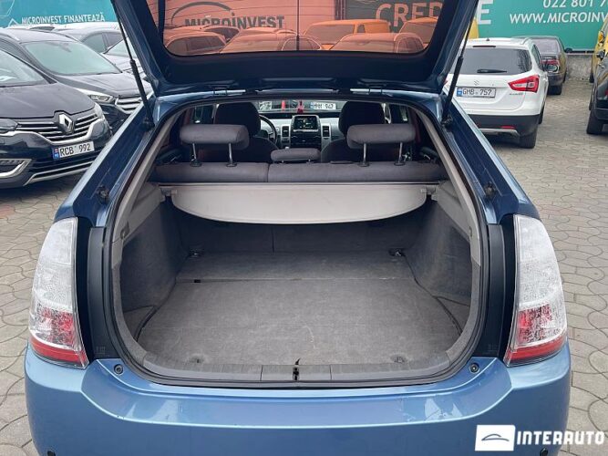 Toyota Prius 37 interauto-car