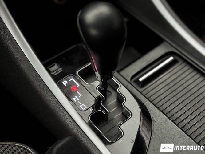 Hyundai Sonata 46 interauto-car