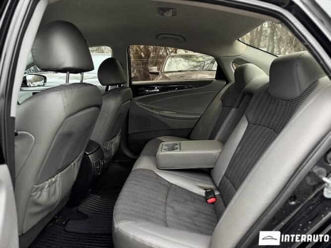 Hyundai Sonata 49 interauto-car