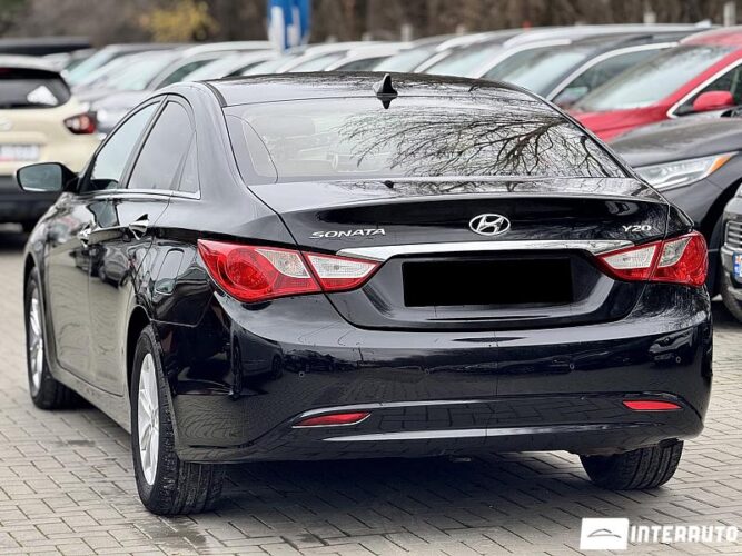 Hyundai Sonata 35 interauto-car