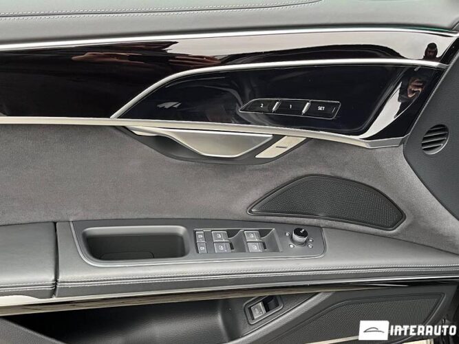 Audi A8 38 interauto-car