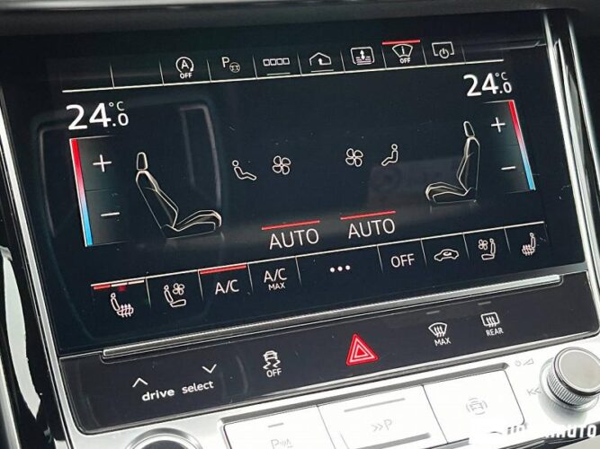 Audi A8 49 interauto-car