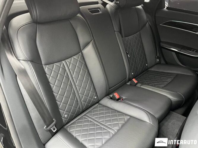 Audi A8 55 interauto-car