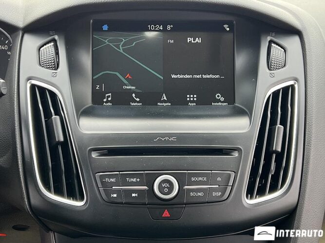 Ford Focus 39 interauto-car