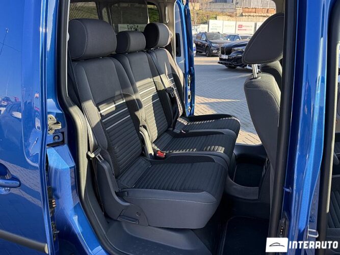 Volkswagen Caddy Maxi 41 interauto-car