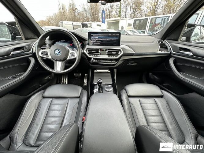 BMW X3 3.0e 43 interauto-car