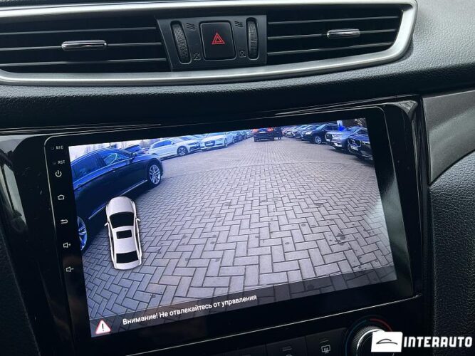 Nissan Qashqai 43 interauto-car