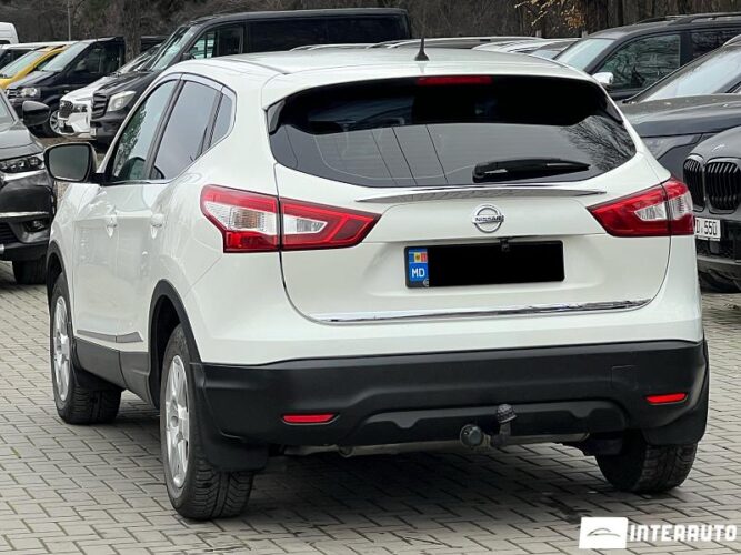 Nissan Qashqai 35 interauto-car