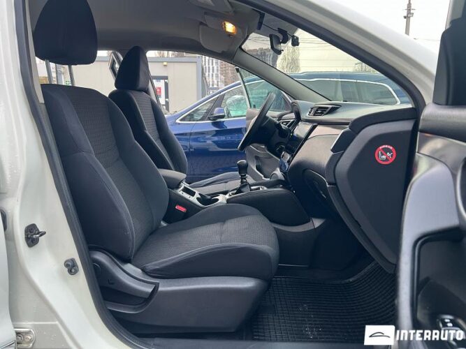Nissan Qashqai 48 interauto-car