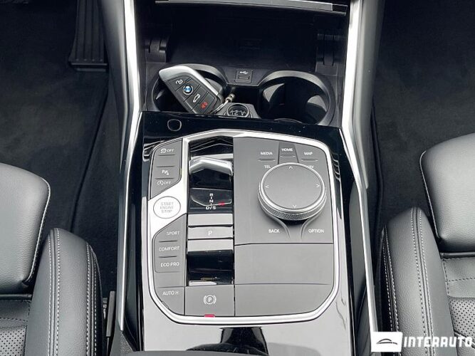 BMW 330 49 interauto-car