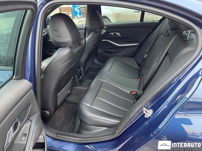 BMW 330 55 interauto-car