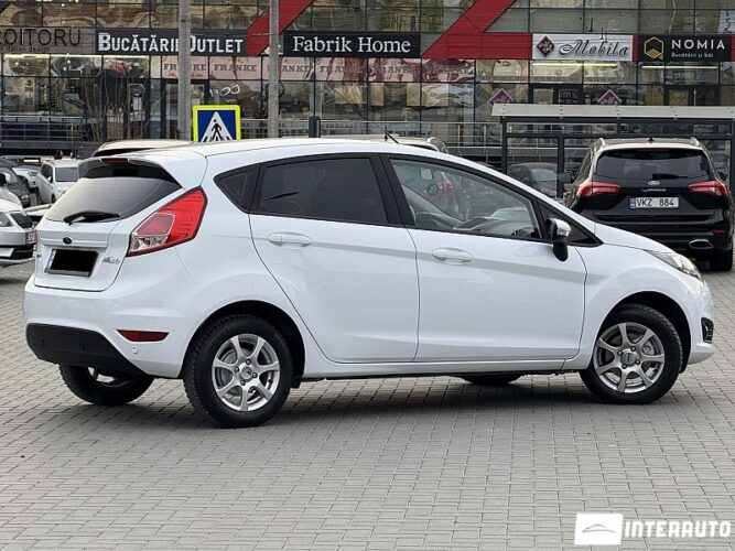 Ford Fiesta 33 interauto-car