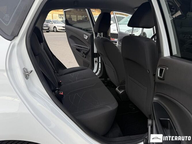 Ford Fiesta 44 interauto-car
