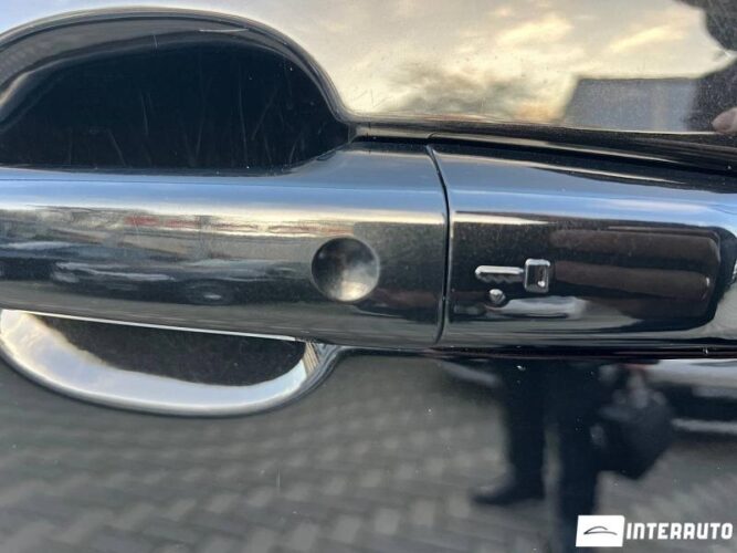 Land Rover Range Rover Sport 36 interauto-car