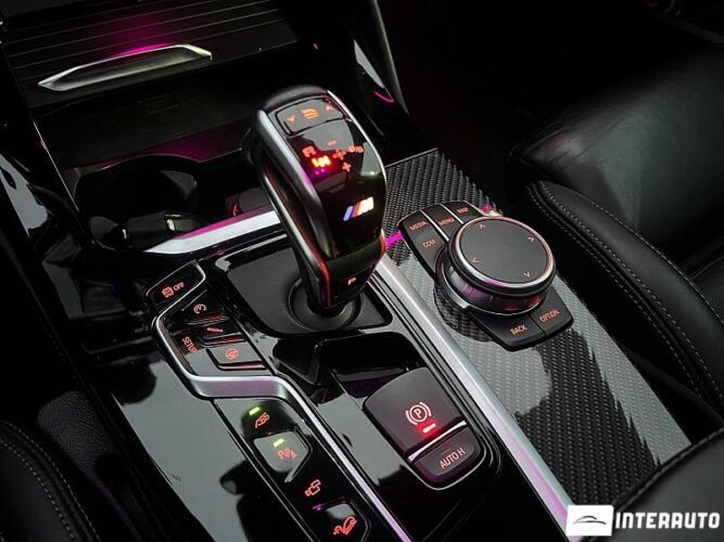 BMW X4M Competition 39 interauto-car