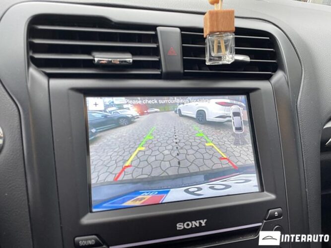 Ford Fusion 41 interauto-car