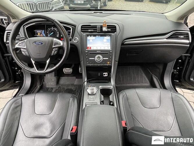 Ford Fusion 36 interauto-car