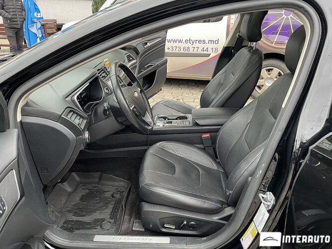 Ford Fusion 35 interauto-car