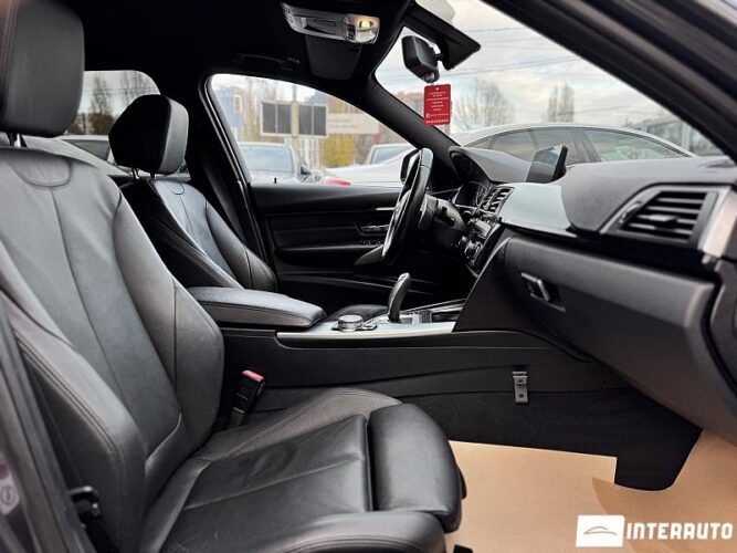 BMW 330E 49 interauto-car