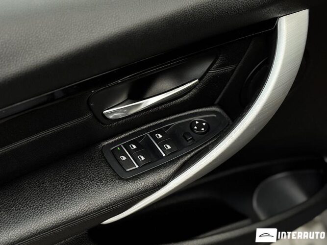 BMW 330E 36 interauto-car